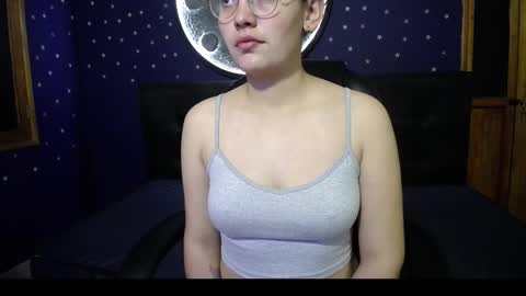 Vainilla online show from 12-15-25, 02:27