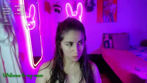 Snapshot of val_angelll chatting on 07-02-26, 03:06 valentina online show from 07-02-26, 03:06