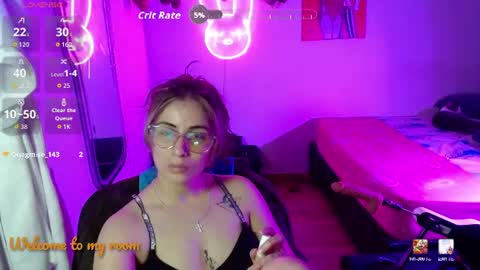 Snapshot of val_angelll chatting on 07-07-26, 07:23 valentina online show from 07-07-26, 07:23