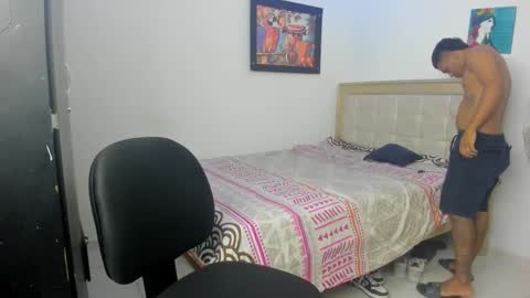 Snapshot of val_sex02 chatting on 01-27-25, 12:37 val_sex02 online show from 01-27-25, 12:37