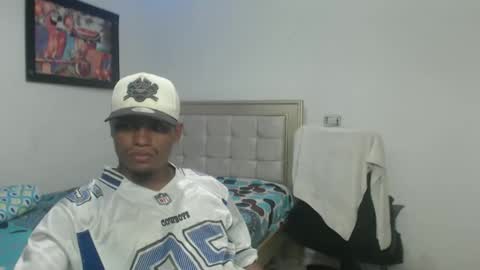 Snapshot of val_sex02 chatting on 03-02-25, 02:41 val_sex02 online show from 03-02-25, 02:41