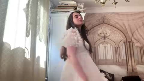 Snapshot of valariezentz chatting on 07-13-26, 03:15 May online show from 07-13-26, 03:15