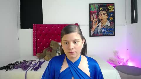 Snapshot of valeamaya chatting on 11-18-25, 04:11 valeamaya online show from 11-18-25, 04:11