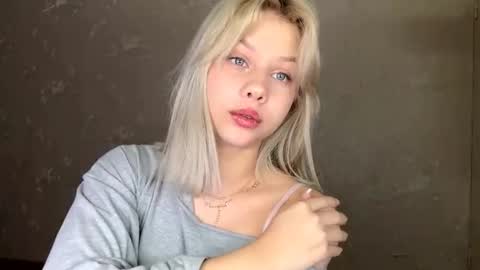 Olachka online show from 11-28-25, 05:32