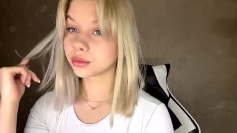 Olachka online show from 11-29-25, 03:20