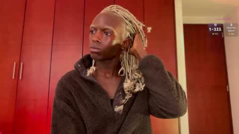   Valentin  independent Cam Boy     online show from 03-05-25, 12:59