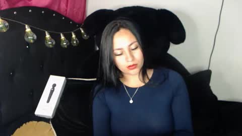 valenthina_96 online show from 01-08-26, 11:51
