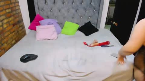 Snapshot of valenthottie chatting on 09-20-25, 01:06 Valentina online show from 09-20-25, 01:06