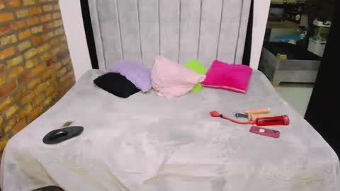 Snapshot of valenthottie chatting on 11-02-25, 11:07 Valentina online show from 11-02-25, 11:07