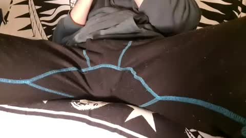 Snapshot of valentin_21cm chatting on 06-18-26, 11:42 valentin_21cm online show from 06-18-26, 11:42