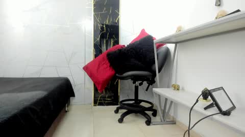 VALENTIN  online show from 04-03-26, 04:10