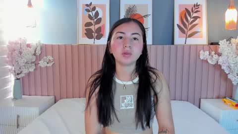 Snapshot of valentina_brock chatting on 06-24-26, 12:37 Valentina online show from 06-24-26, 12:37