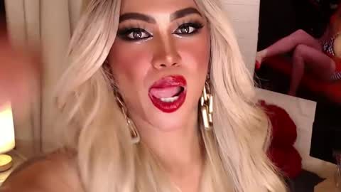 Amanda online show from 02-07-25, 04:27