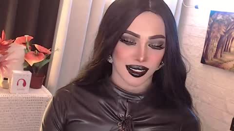 Amanda online show from 09-26-25, 01:09