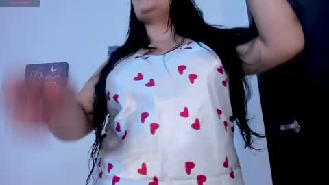 valentina_owens online show from 04-22-26, 12:39