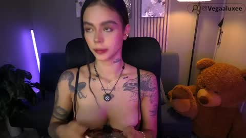 Snapshot of valentina_vegaa chatting on 05-11-26, 03:07 Val online show from 05-11-26, 03:07