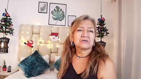 Ana online show from 12-30-24, 05:44