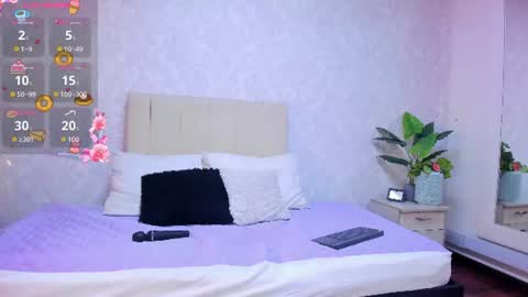 valentinarivers online show from 07-08-26, 12:53