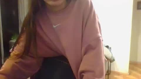 Snapshot of valentinaseleni24 chatting on 05-18-26, 12:18 valentinaseleni24 online show from 05-18-26, 12:18