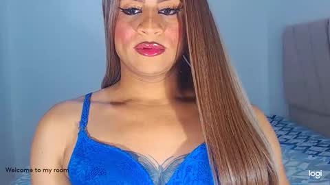 Snapshot of valentinaxxxdoll chatting on 01-12-26, 07:19 VALENTINA online show from 01-12-26, 07:19