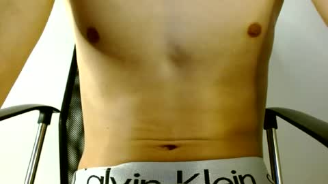 Snapshot of valentinaysamuel chatting on 01-17-25, 02:39 Samuel online show from 01-17-25, 02:39