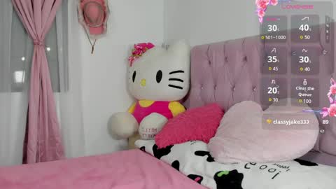 Snapshot of valentine_sweety chatting on 05-15-26, 11:01 Valentine online show from 05-15-26, 11:01