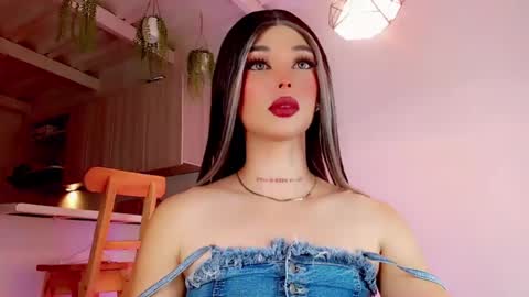 Marian online show from 02-08-25, 11:12