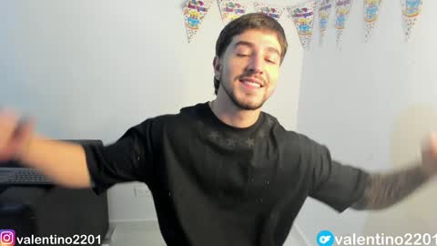 valentino online show from 12-04-24, 04:32