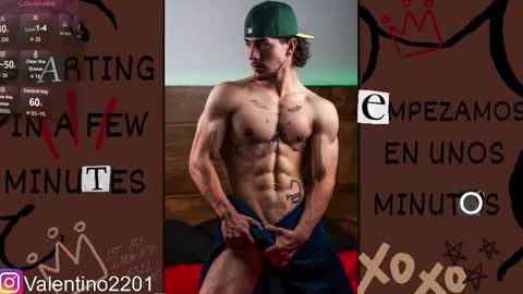 Snapshot of valentino_2201 chatting on 05-31-26, 01:03 Valentino - 15 OFF valentino2201 online show from 05-31-26, 01:03