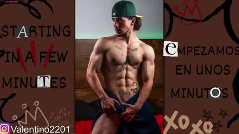Snapshot of valentino_2201 chatting on 06-08-26, 12:03 Valentino - 15 OFF valentino2201 online show from 06-08-26, 12:03