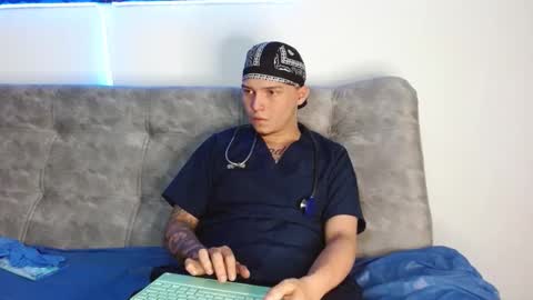 Nick online show from 11-28-25, 04:15