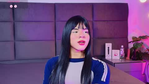 valentino moon online show from 01-08-26, 02:14