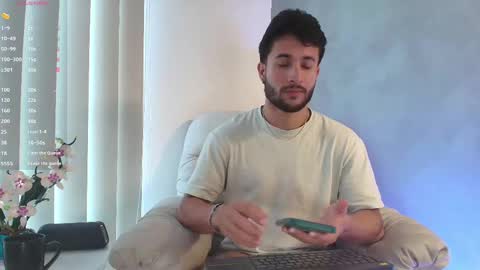 Valentino online show from 02-18-25, 07:41