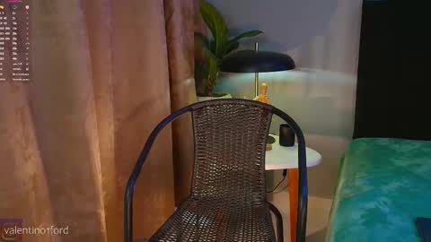 Valentino online show from 10-03-25, 08:28