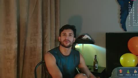 Valentino online show from 12-17-25, 09:43