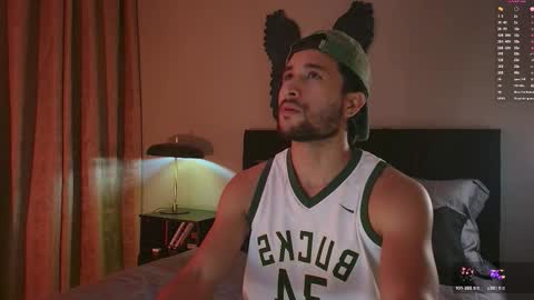 Valentino online show from 02-06-26, 02:38