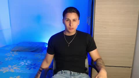 VALENTINO online show from 11-13-25, 07:13