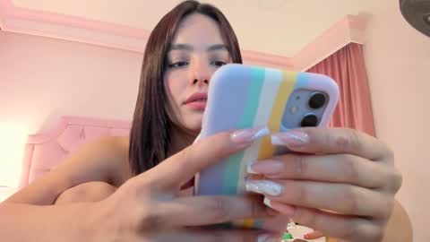 Snapshot of valentoro1 chatting on 12-06-24, 03:33 Vale Toro online show from 12-06-24, 03:33