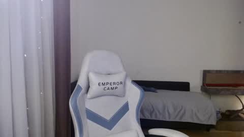 Snapshot of valents_cherry chatting on 01-26-25, 06:16 Valentina online show from 01-26-25, 06:16