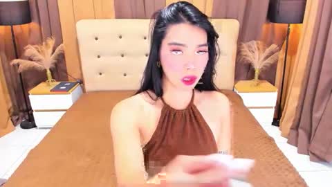 Snapshot of valeria_califa chatting on 04-23-26, 02:46 Valeria online show from 04-23-26, 02:46