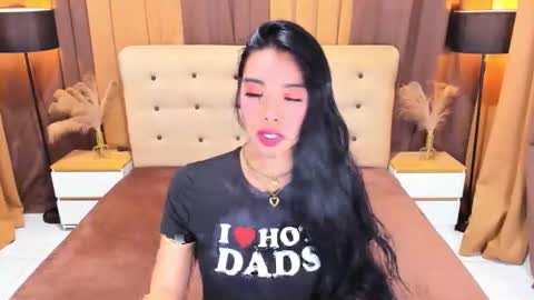Snapshot of valeria_califa chatting on 04-28-26, 04:06 Valeria online show from 04-28-26, 04:06