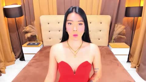 Snapshot of valeria_califa chatting on 05-13-26, 02:42 Valeria online show from 05-13-26, 02:42