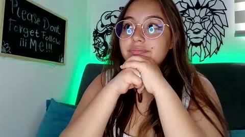 valeria online show from 10-11-25, 02:15