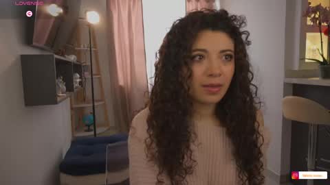 Snapshot of valeria_rosses chatting on 05-15-26, 05:31 Valeria online show from 05-15-26, 05:31