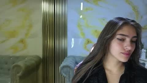 Snapshot of valeriaa_s chatting on 05-20-26, 01:39 valeriaa_s online show from 05-20-26, 01:39