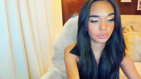 Valeria online show from 11-12-25, 03:40