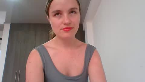 valeriafrannco online show from 04-06-26, 10:33