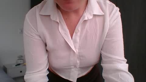 Snapshot of valeriafrannco chatting on 05-16-26, 03:44 valeriafrannco online show from 05-16-26, 03:44