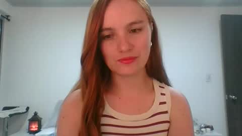 Snapshot of valeriafrannco chatting on 05-26-26, 02:40 valeriafrannco online show from 05-26-26, 02:40