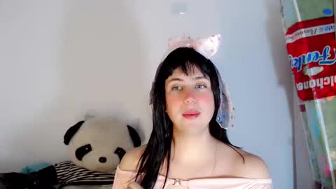 valeriagill_ online show from 10-20-25, 08:53